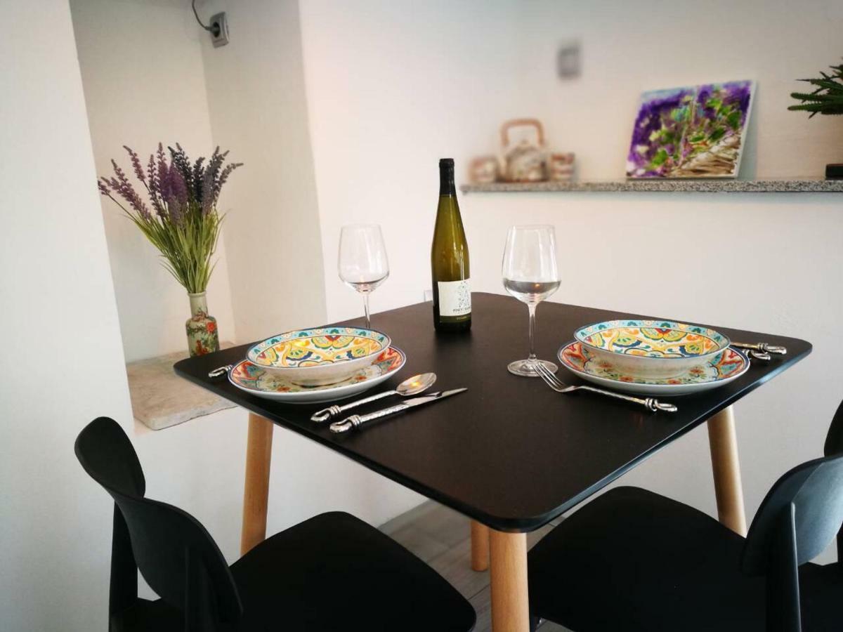 Cres Art Studio Kuning Apartment Экстерьер фото